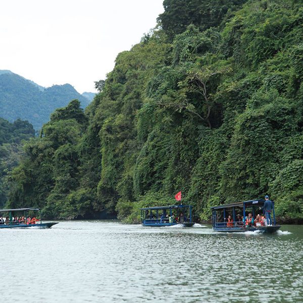 Tour du lịch Ba Bể - Vùng Đông Bắc