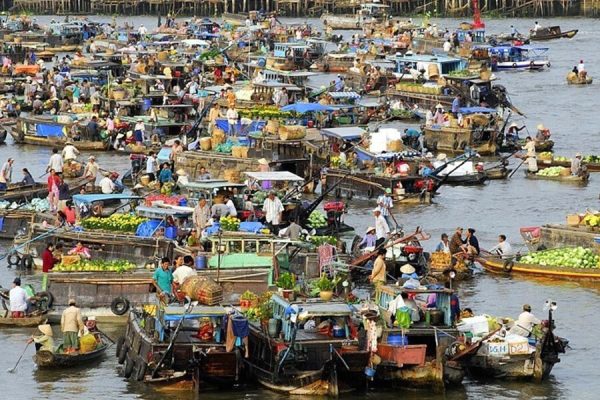 Tour du xuân thăm chợ nổi Cái Răng