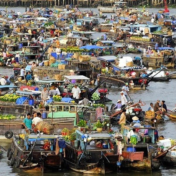 Tour du xuân thăm chợ nổi Cái Răng