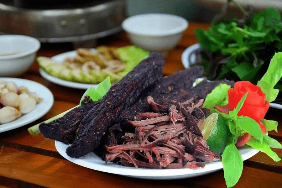 Thịt Trâu Gác Bếp – Món Ăn Đặc Sản ở Lào Cai