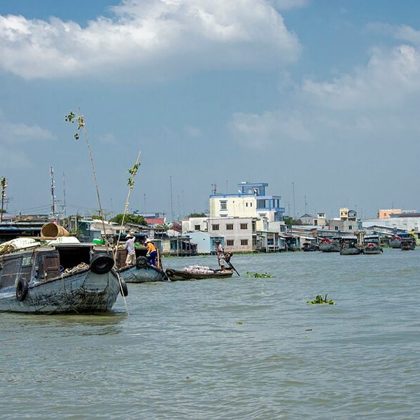 Du lịch du thuyền Mekong