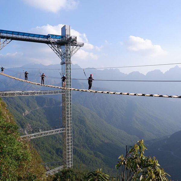 Tour du lịch du xuân cầu kính Sa Pa (1)