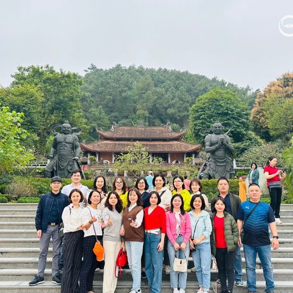 tour hành hương chùa Phi Lai Địa Tạng