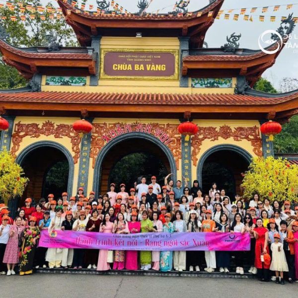 Tour du xuân chùa Ba Vàng