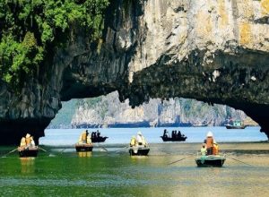 Hang Sửng Sốt Vịnh Hạ Long