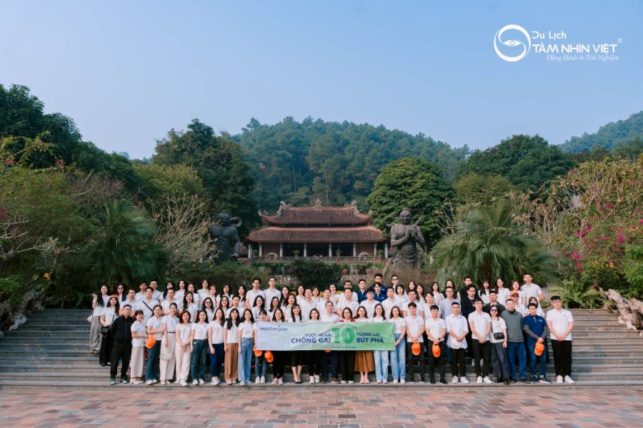 Tour du xuân Địa Tạng Phi Lai - cổng chùa và không gian cổ kính Tour du xuân Địa Tạng Phi Lai - cổng chùa và không gian cổ kính