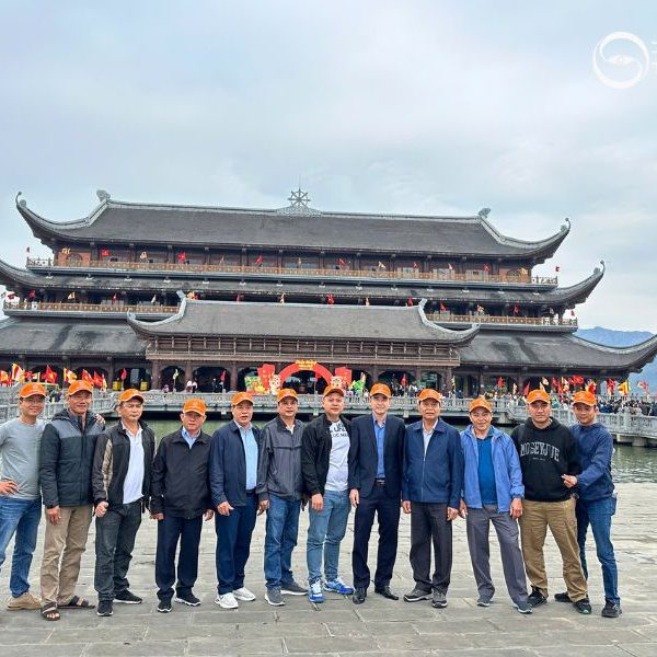 Tour du xuân Hà Nội - Tam Chúc - cảnh chùa Tam Chúc buổi sáng