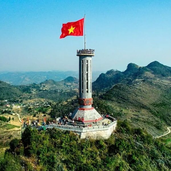 cột cờ lũng cú