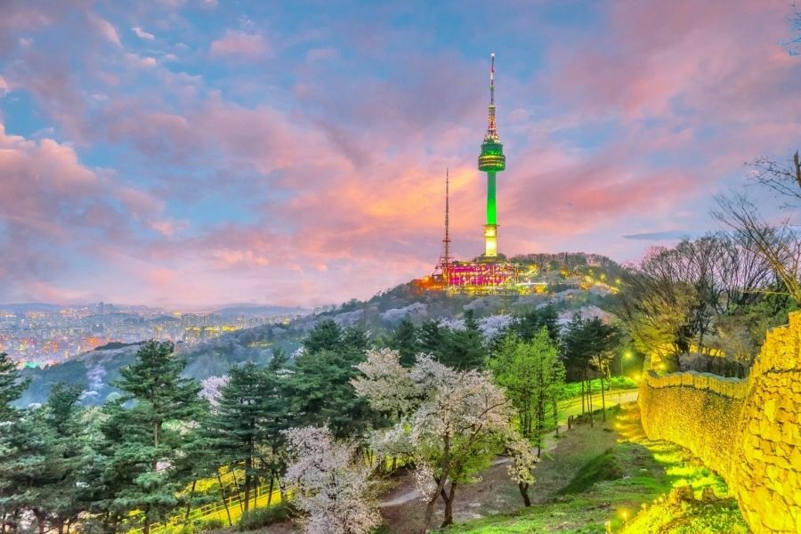 Tháp truyền hình Namsan - tour Hàn Quốc