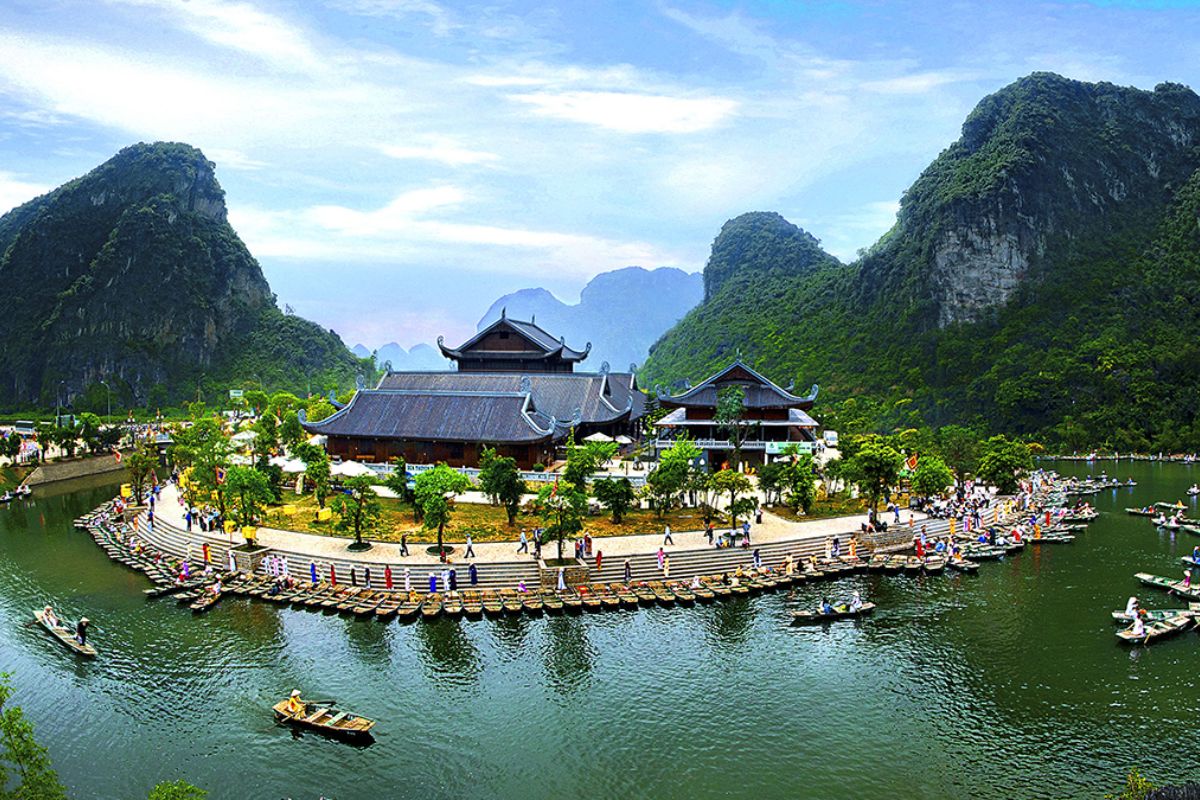 du lich ha noi - ninh binh - ha long - yen tu