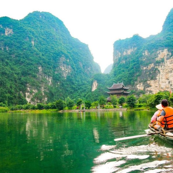 du lich ha noi - ninh binh - ha long - yen tu