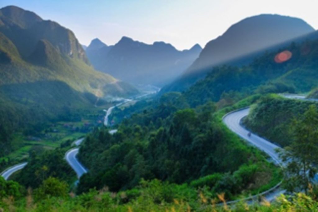 Công Ty Du Lịch Tầm Nhìn Việt