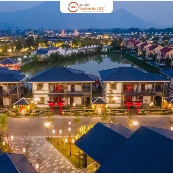 Khung cảnh bể khoáng nóng Thanh Thủy Phú Thọ giữa thiên nhiên