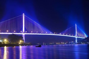 Cầu Bãi Cháy khi đêm xuống