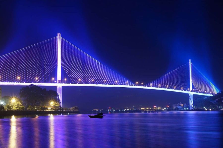 Cầu Bãi Cháy khi đêm xuống