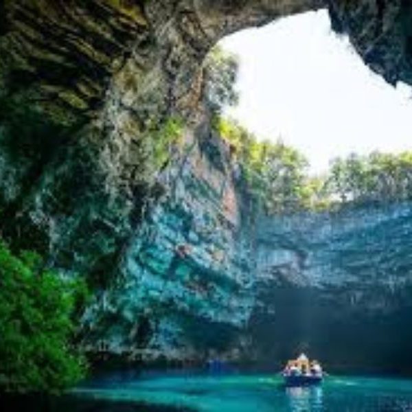 ĐỘNG PHONG NHA