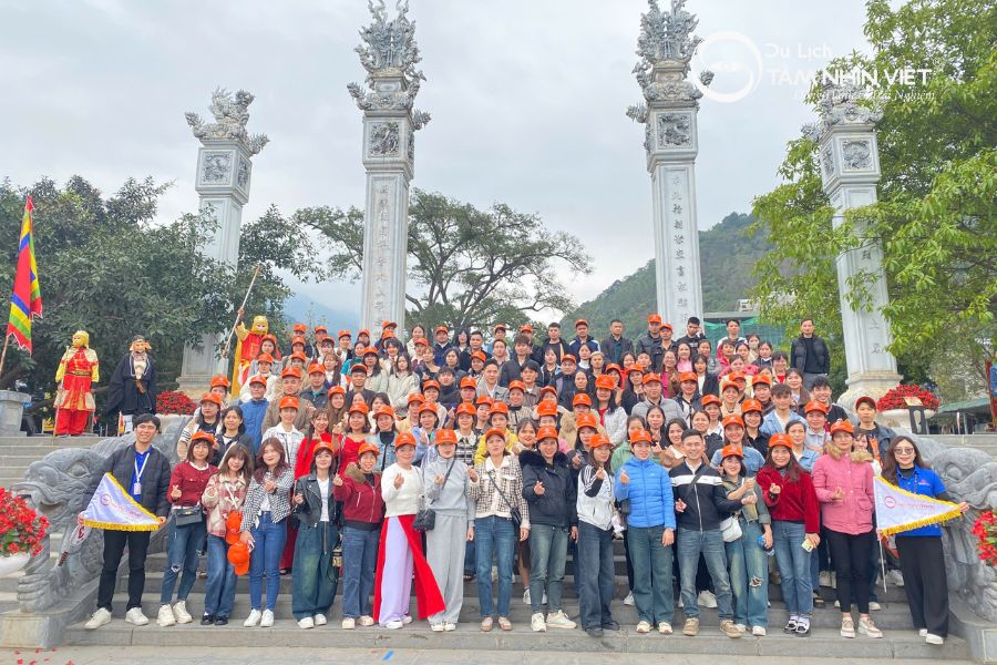 Ảnh khách đoàn 3