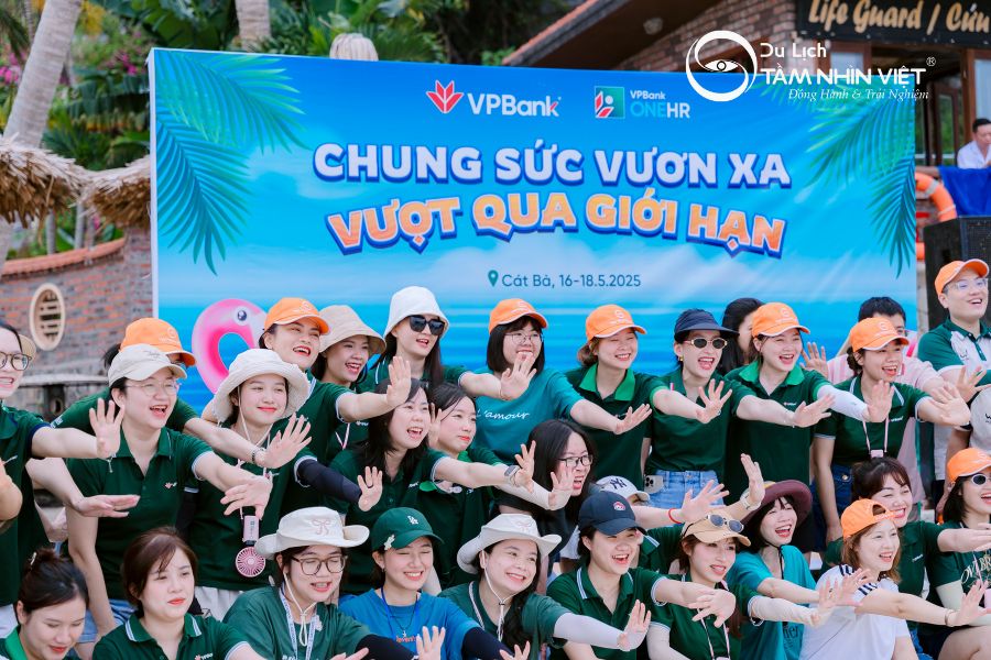 Ảnh khách đoàn 7