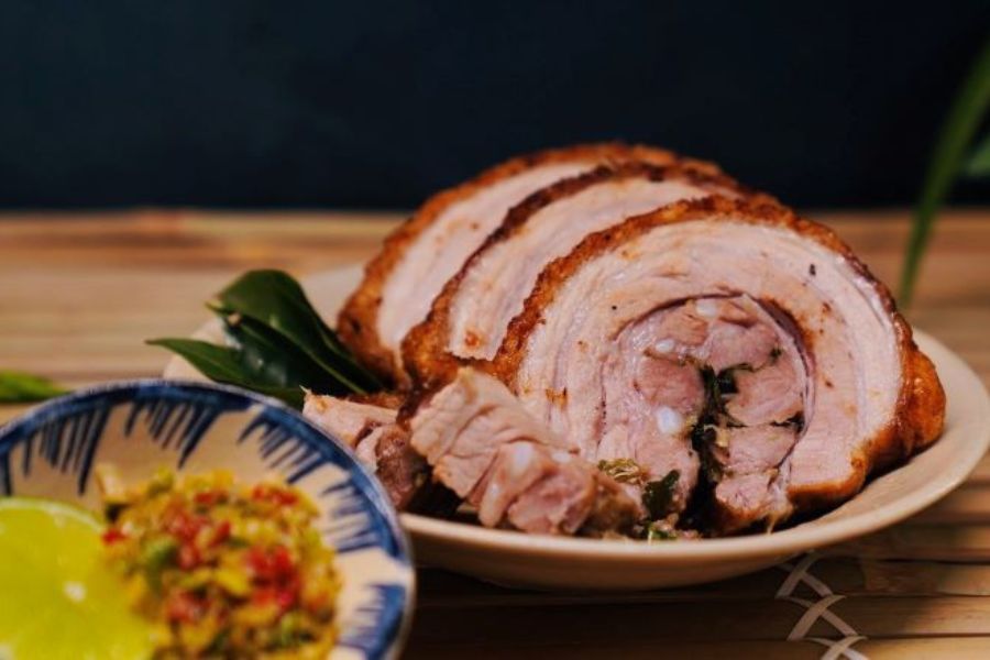 Lợn quay lá móc mật Lạng Sơn