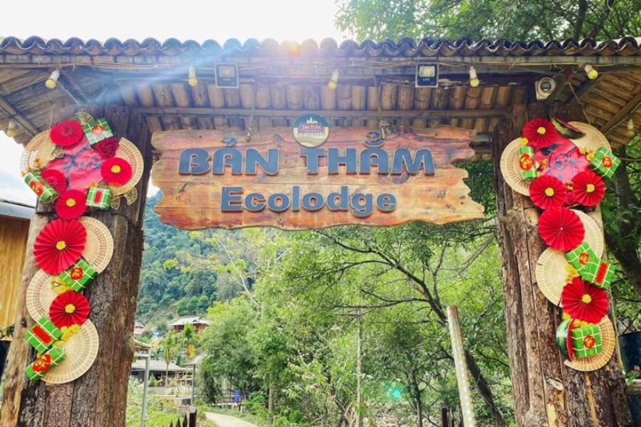 Bản Thẳm Ecolodge