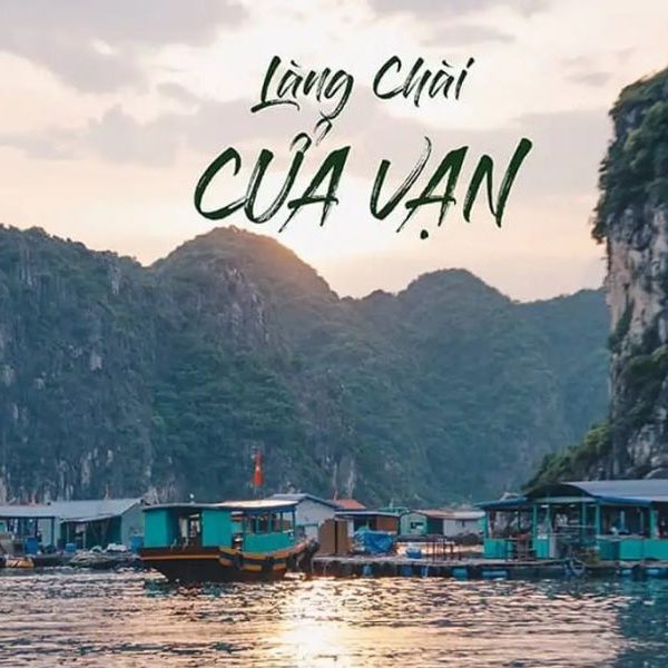 Làng chài Cửa Vạn