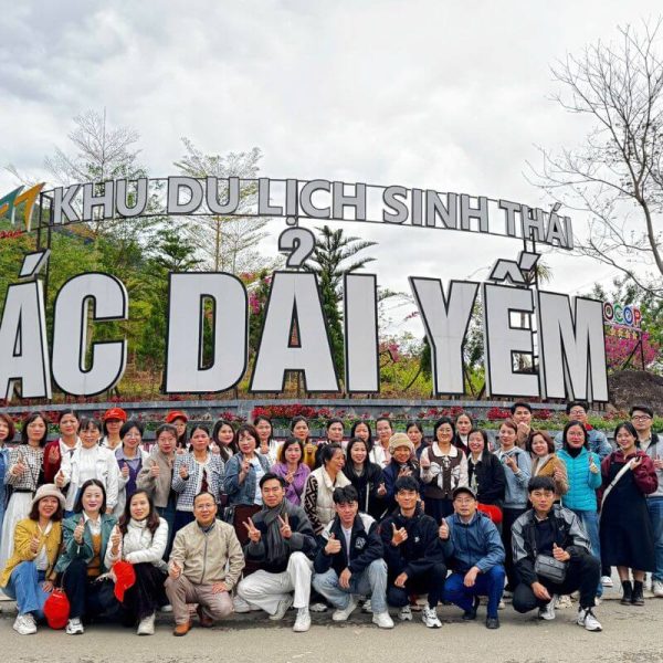 Đi tour Mộc Châu ngắm Thác Dải Yếm giữa núi rừng Tây Bắc