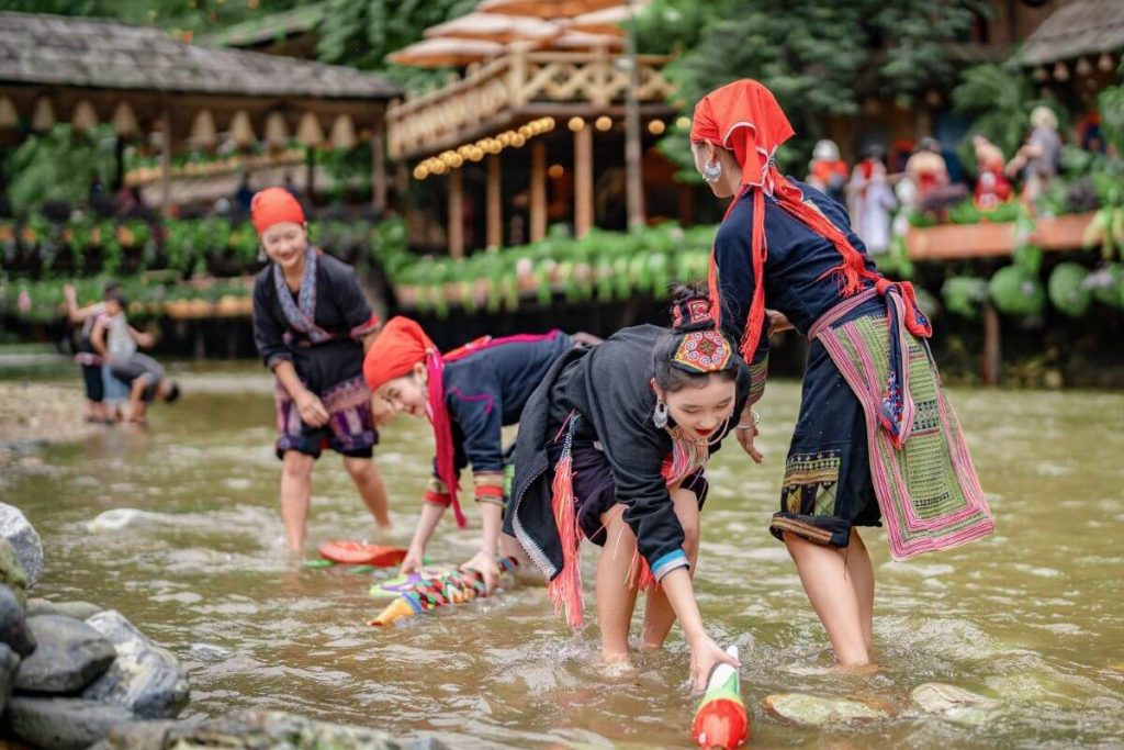 Công Ty Du Lịch Tầm Nhìn Việt