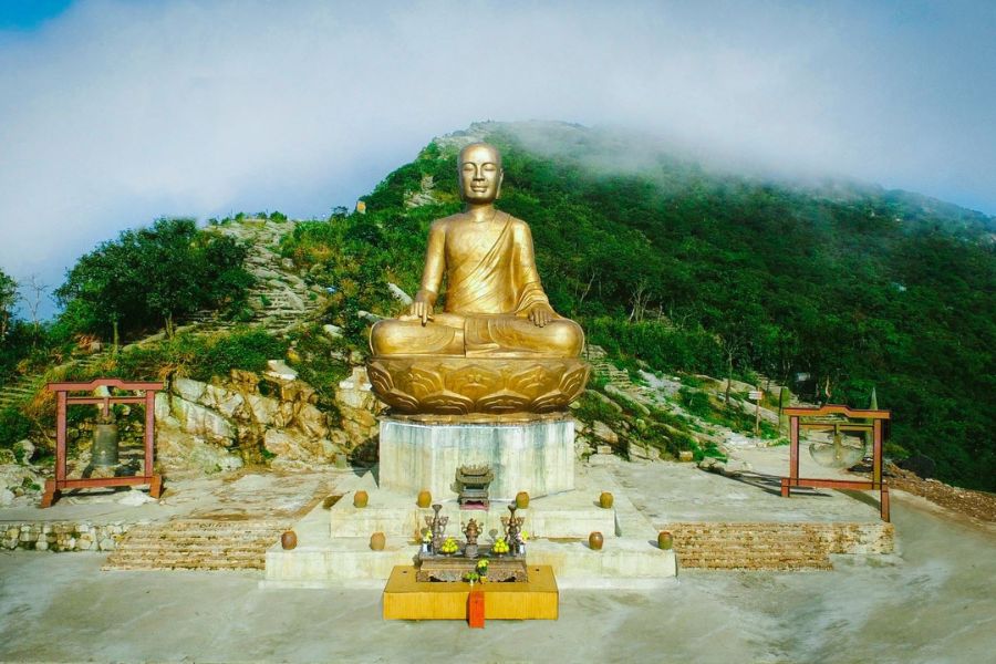 Khu danh thắng đất Phật Yên Tử Khu danh thắng đất Phật Yên Tử