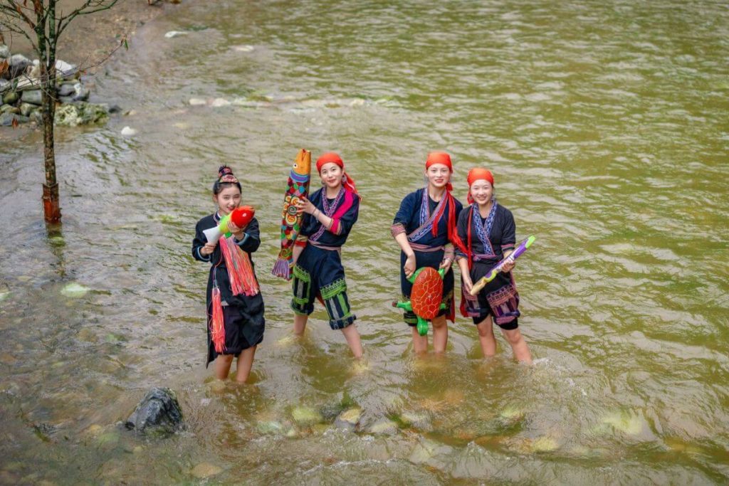 Công Ty Du Lịch Tầm Nhìn Việt