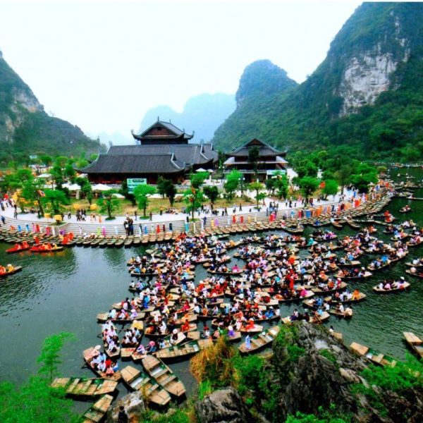 Tour Du Lịch Miền Bắc Hà Nội - Ninh Bình - Hạ Long khám phá cố đô Hoa Lư