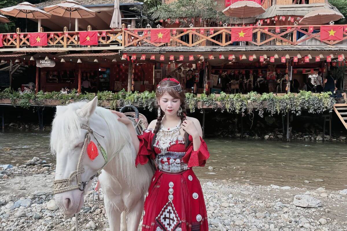 Tour Du Lịch Tây Bắc 3 Ngày 2 Đêm thăm bản làng yên bình ở Cát Cát 1 Tour Du Lịch Tây Bắc 3 Ngày 2 Đêm thăm bản làng yên bình ở Cát Cát 1