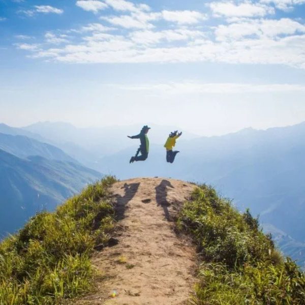 Tour Tây Bắc 2N1Đ Hà Nội Bắc Yên Tà Xùa săn mây sống lưng khủng long