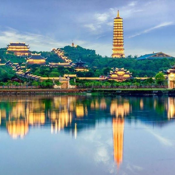 Tour du lịch miền bắc từ Hà Nội đến Tràng An