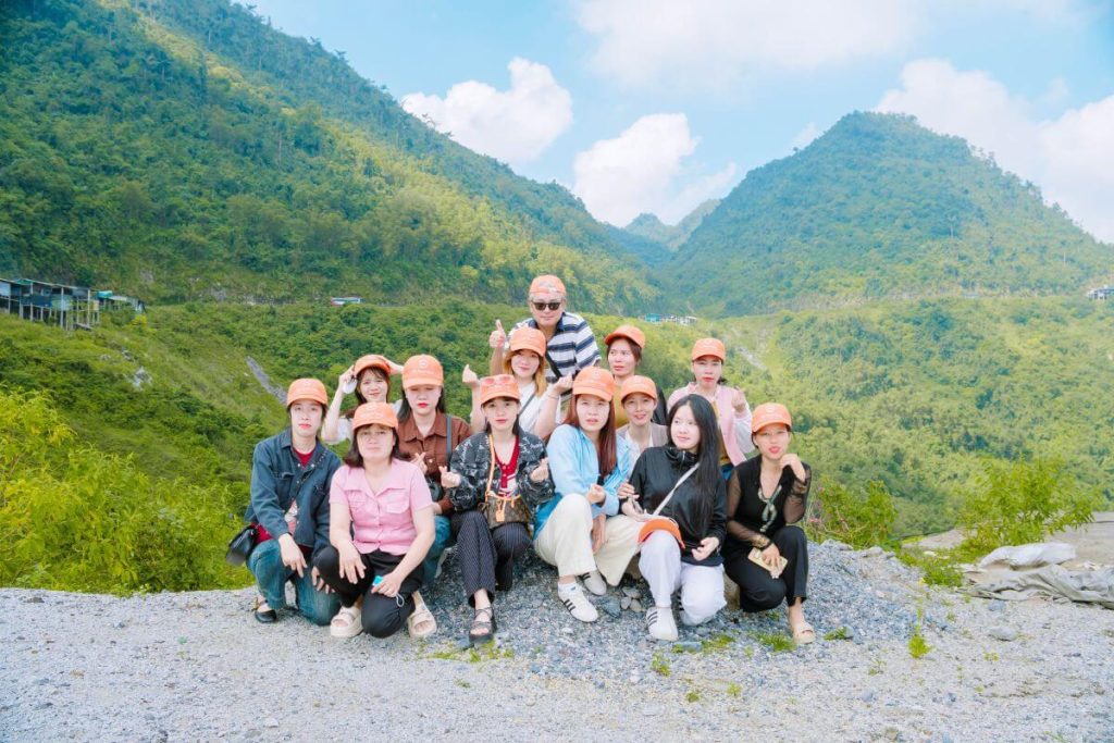 Công Ty Du Lịch Tầm Nhìn Việt