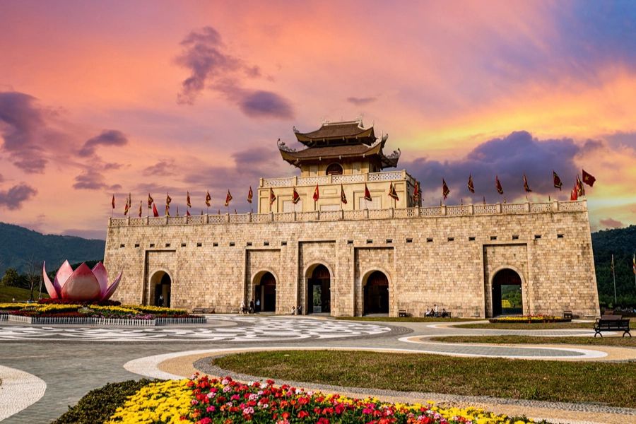 Tây Yên Tử - Sườn Núi Mây Bồng Bềnh Lý Tưởng Cho Ảnh Chụp Trên Cao