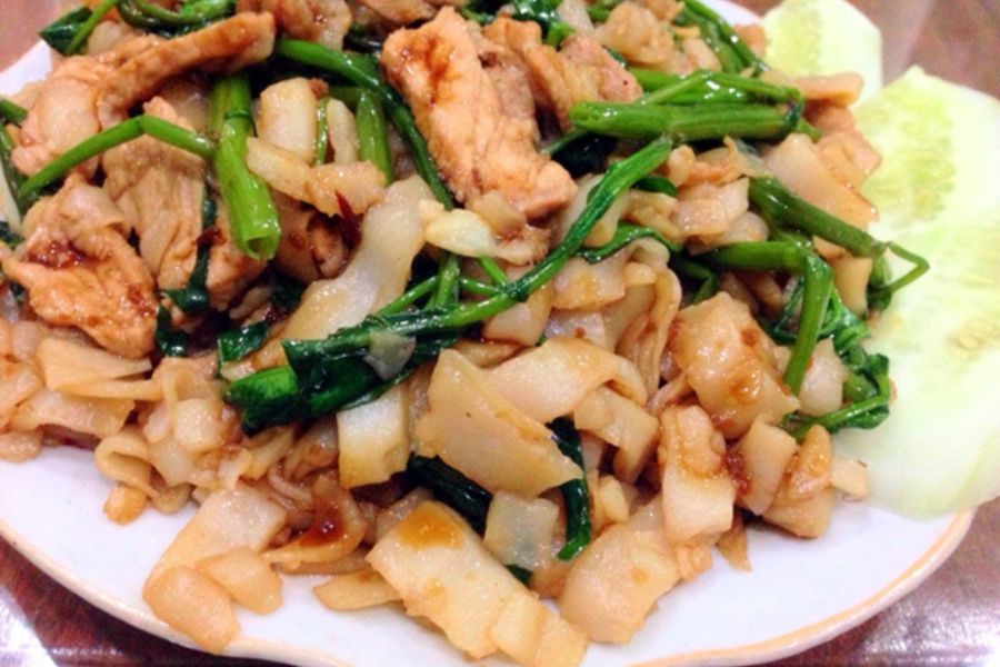 Phở Xào Bình Liêu - Biến Tấu Độc Đáo Từ Miến Dong