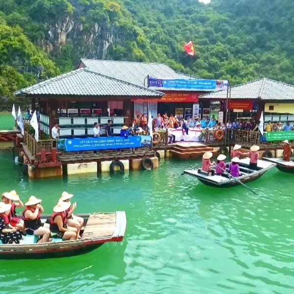 vịnh hạ long - Tour Xuyên Việt Khởi Hành Từ Hà Nội 19 Ngày