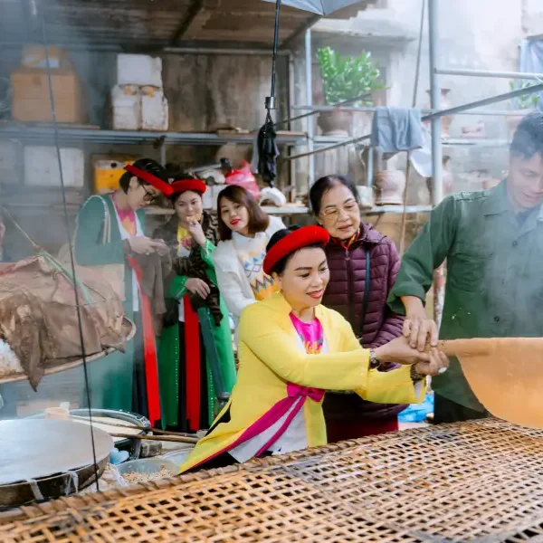 Chương Trình Du Xuân Thổ Hà - Trải nghiệm làm bánh đa kê