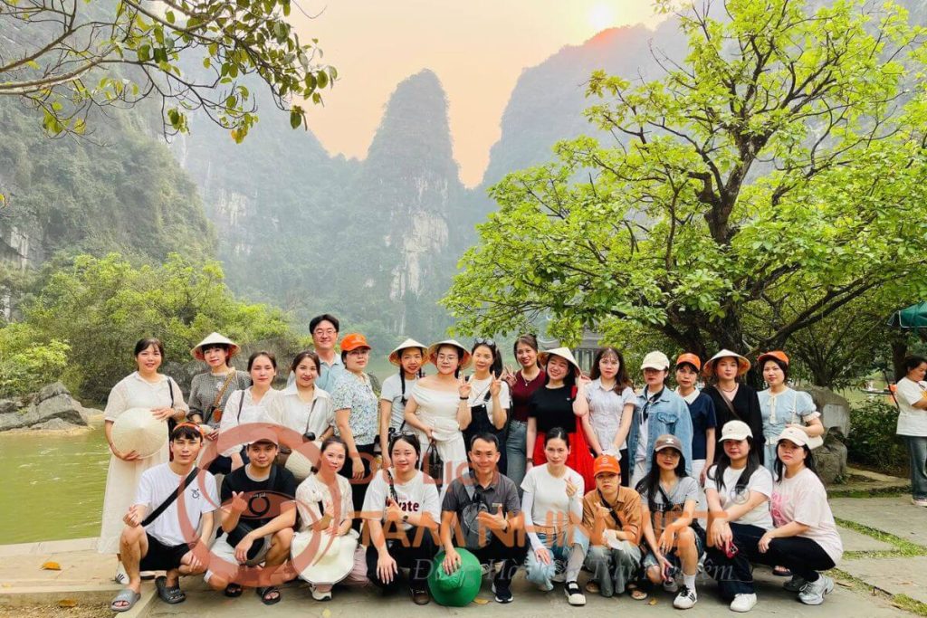 Công Ty Du Lịch Tầm Nhìn Việt