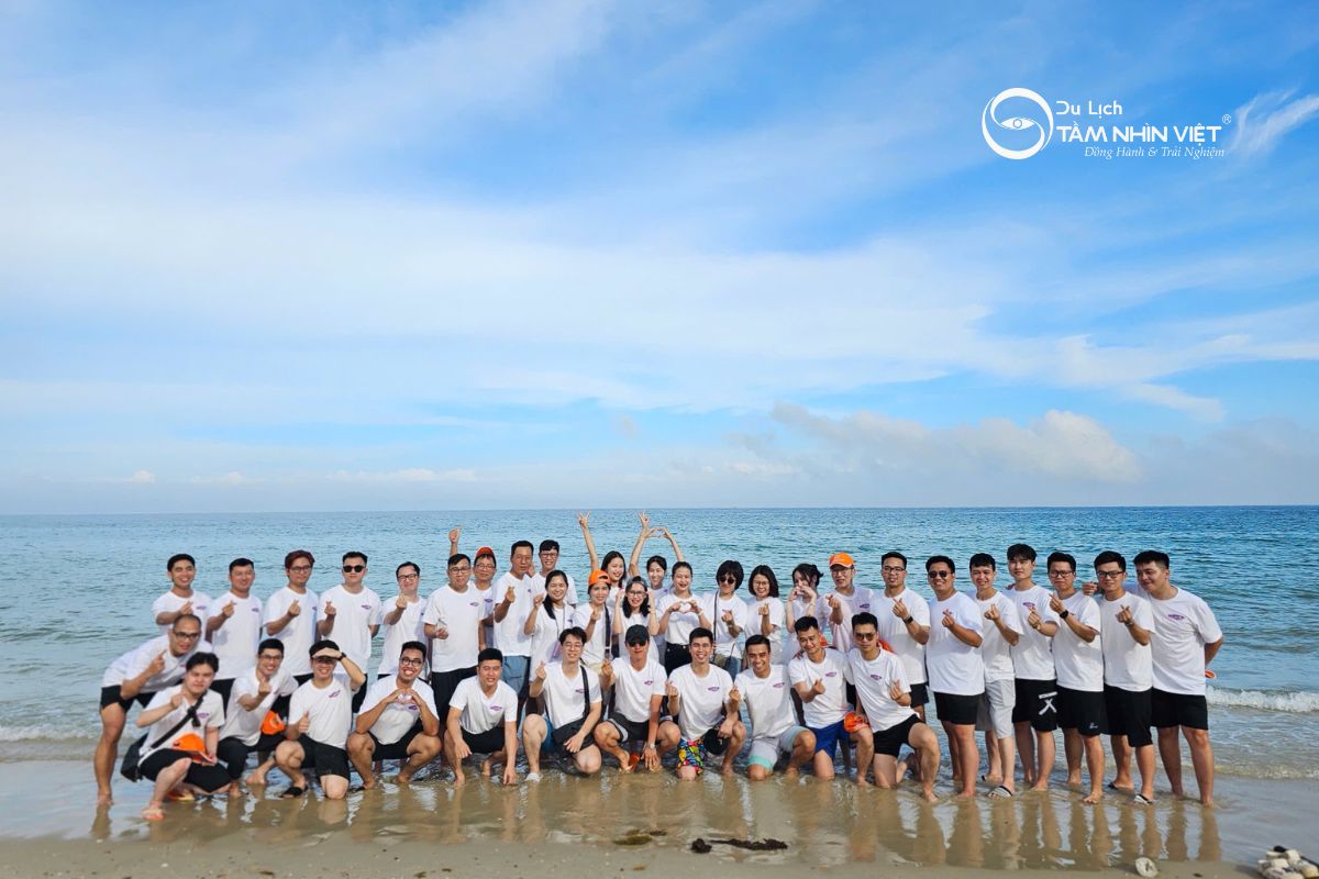 Tour khách đoàn gắn kết đội ngũ