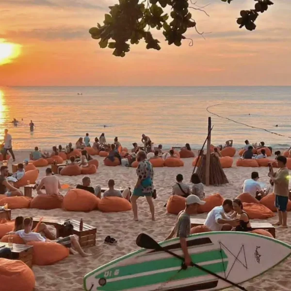 Tour du lịch Phú Quốc 3 ngày 2 đêm - Check-in Ốc Sên Bar ngắm hoàng hôn