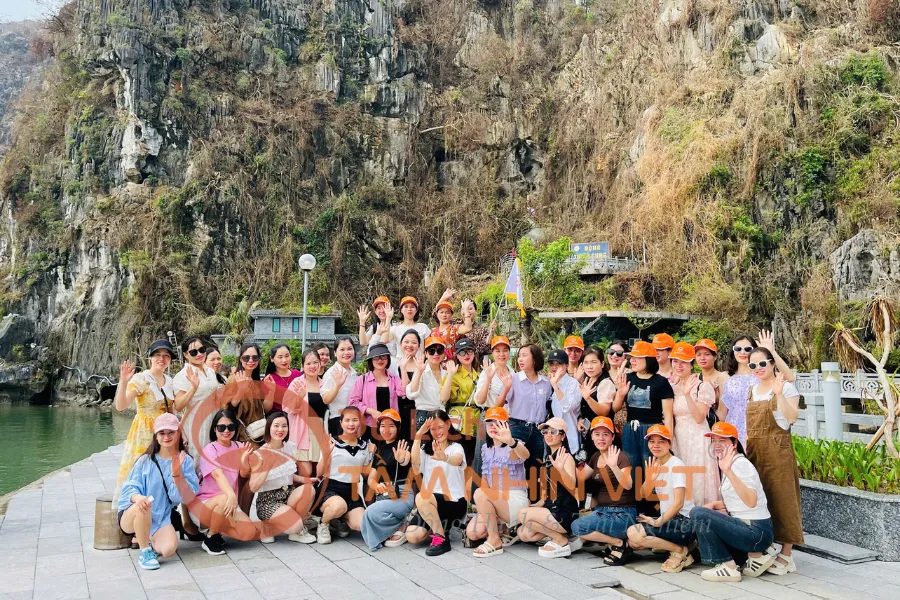 Tour du lịch Hạ Long