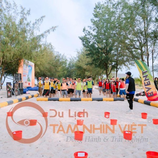 Chương trình team building doanh nghiệp tại biển Quảng Bình
