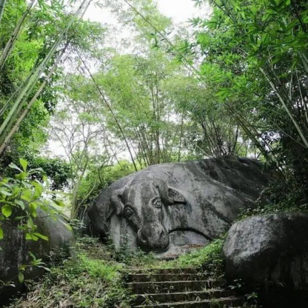 Công viên thần núi