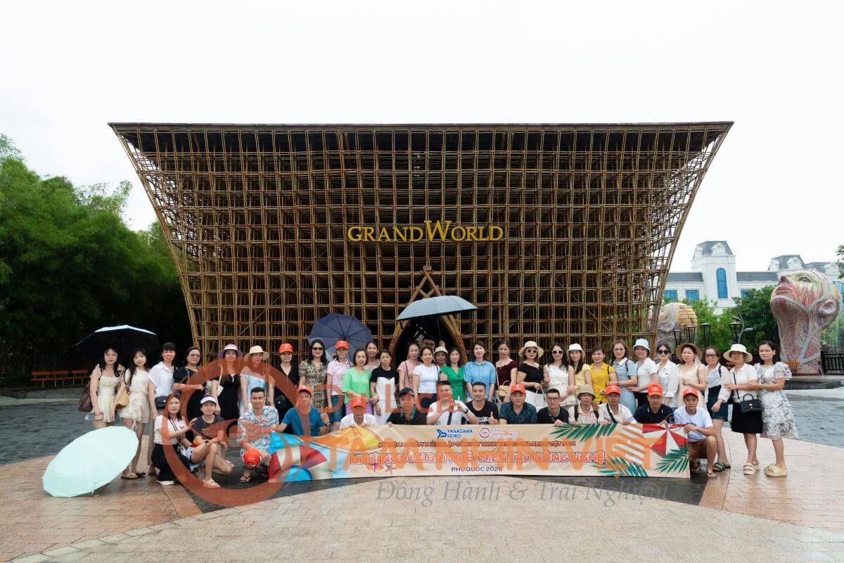 Du khách check-in Grand World Phú Quốc