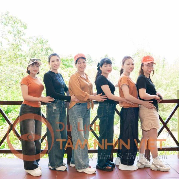 Gia đình vui chơi và khám phá Safari Phú Quốc cuối tuần