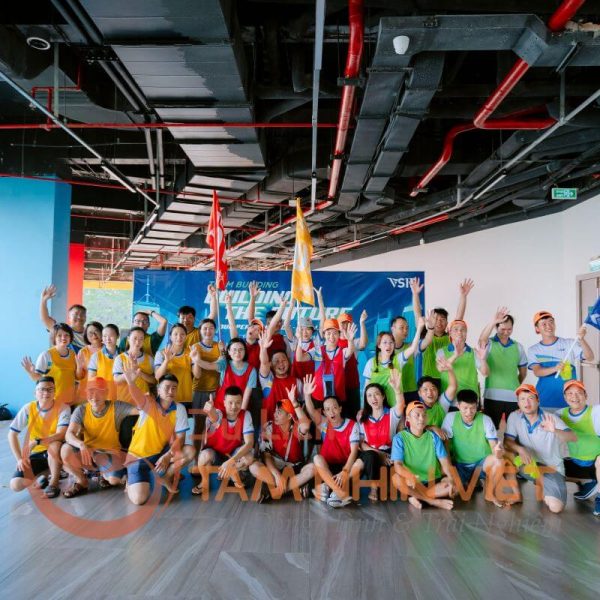 Tour team building Cát Bà do Du lịch Tầm Nhìn Việt tổ chức
