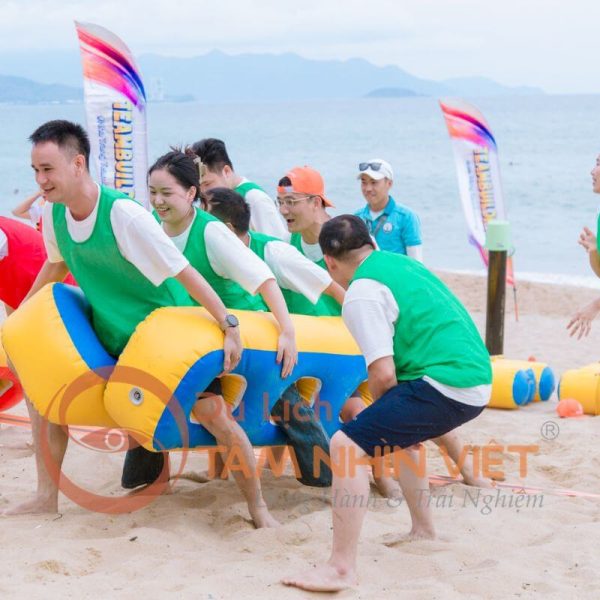 Trò chơi team building trên biển
