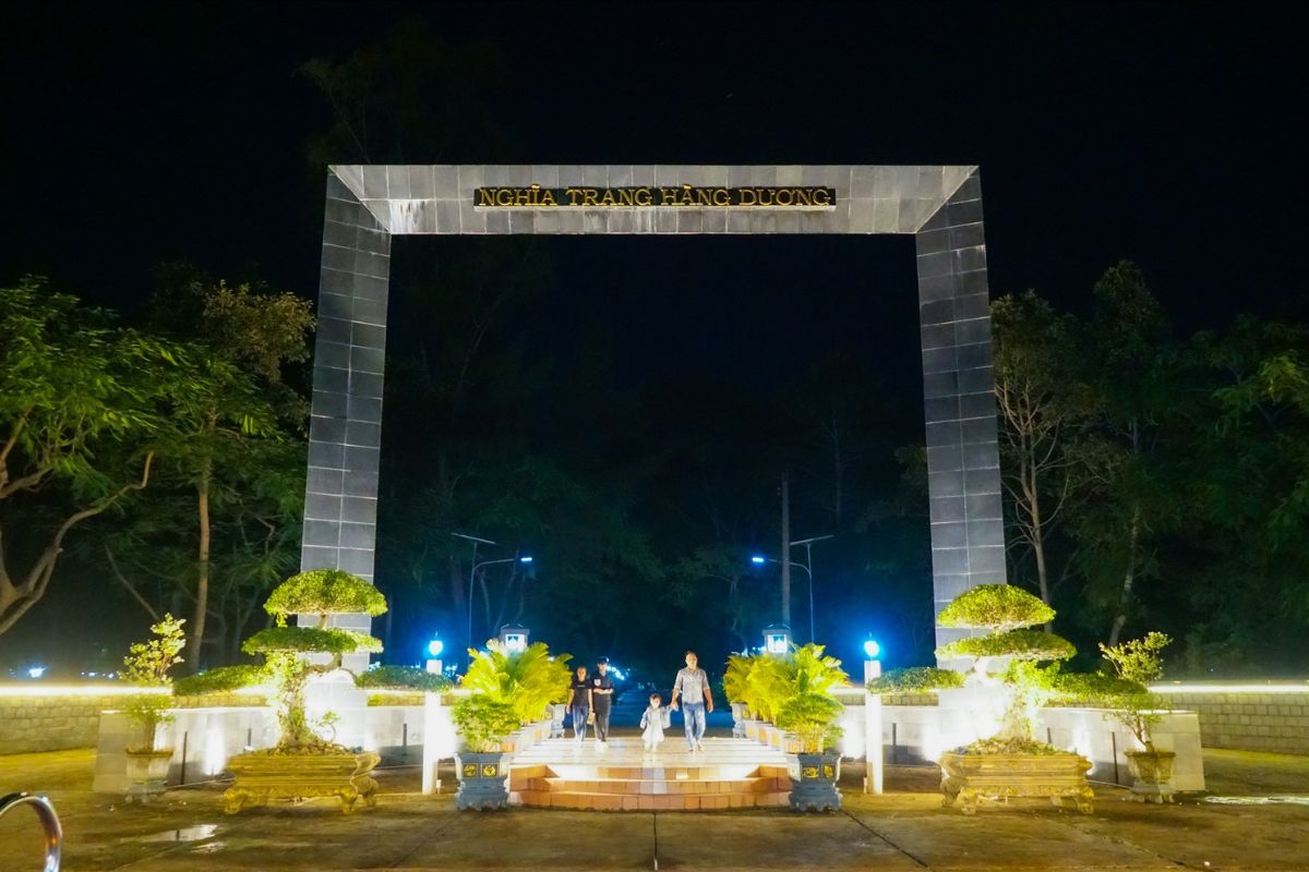 Nghĩa trang Hàng Dương